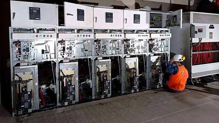 Grupos electrógenos, UPS, transformador y estabilizadores